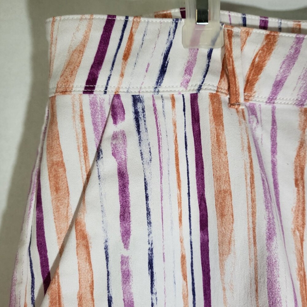 Isaac Mizrahi Stretch Tailored Shorts Size 16 Watercolor Stripes - Picture 4 of 10